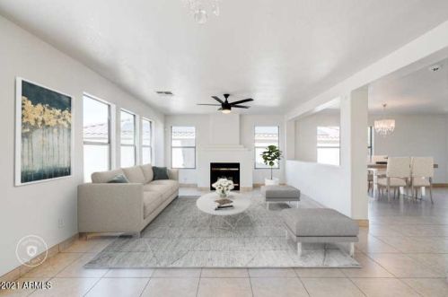 9016 4th St, Phoenix, AZ 85042-7654