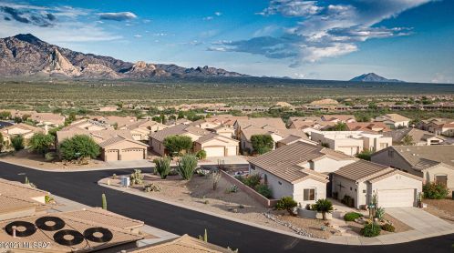 5047 Camino De La Ficha, Green Valley, AZ 85622-8019