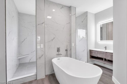 2813 45 St, Lehigh Acres FL 33976-4709 exterior