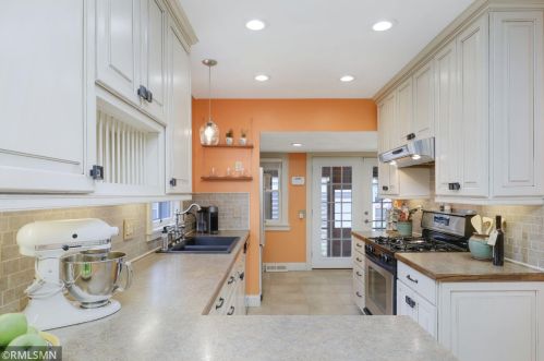 5236 Washburn Ave, Minneapolis MN  55410-2443 exterior