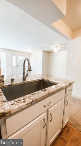 12177 Salemtown Dr, Woodbridge VA  22192-6273 exterior