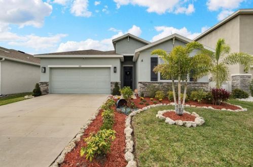 582 8th St, Ruskin, FL 33570-4244