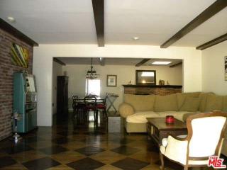 1661 Roscomare Rd, Los Angeles CA  90077-2210 exterior