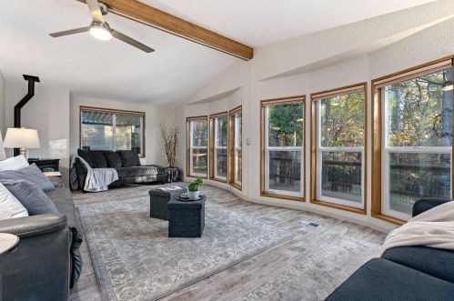 10253 Timberland Dr, Grass Valley CA  95949-9160 exterior