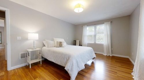 35 Overlook Rd, South Kingstown RI  02882-1246 exterior