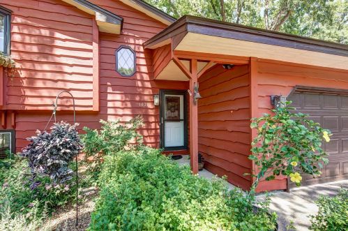 1031 106th Ave, Minneapolis, MN 55433-4987