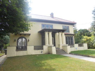 107 Court St, Plattsburgh, NY 12901-2709