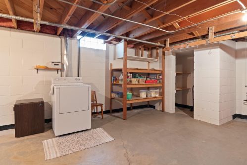 7534 53, Milwaukee WI 53223-4808 exterior