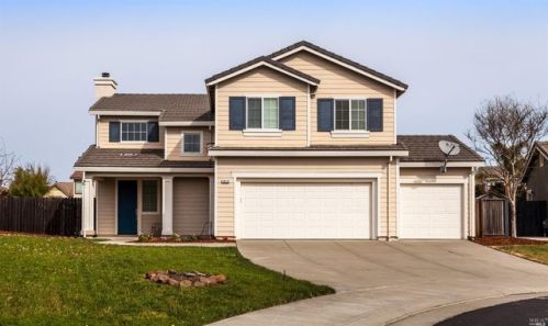 1415 Belden Ct, Liberty Farms, CA 95620-4823
