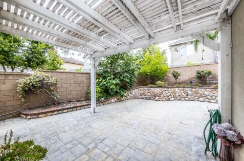 569 Masters Cir, Brea CA  92821-6144 exterior