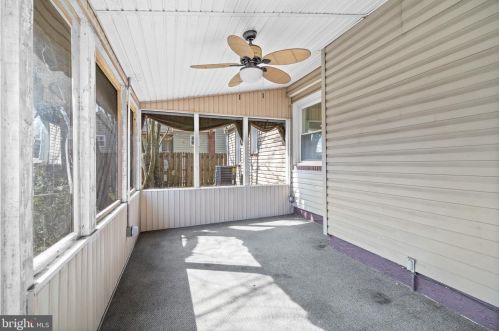 366 Clements Bridge Rd, Runnemede NJ  08078-1919 exterior