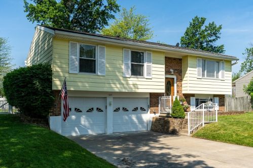 1043 Glendale Dr, Stonelick, OH 45103-1417