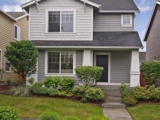 22369 101st Pl, Redmond WA  98053-1954 exterior