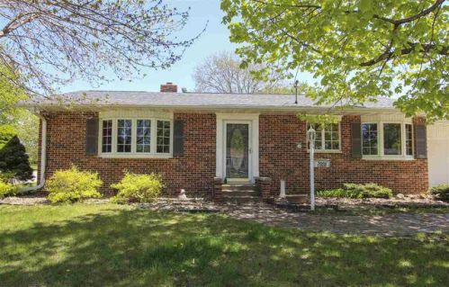 2008 6th St, Gilbertville, IA 50634-7723