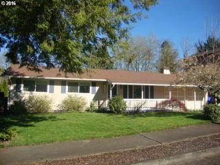 424 Barnes Ave, Damascus, OR 97080