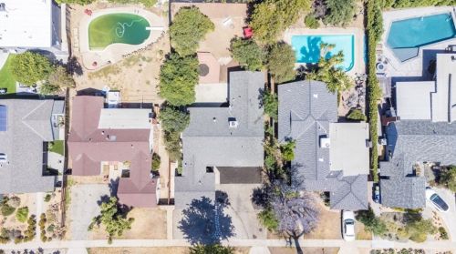 6930 Colbath Ave, Van Nuys CA  91405-4103 exterior