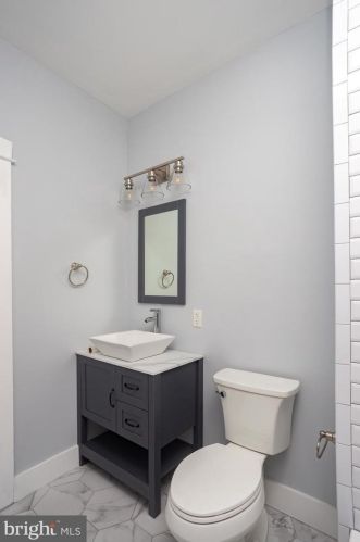 457 Lexington Ave, Camden NJ  08110-2828 exterior