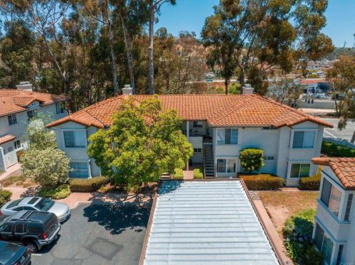 4817 Bella Pacific Row, San Diego CA 92109-2377 exterior