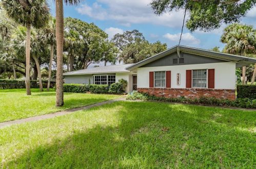 7251 Jasmin Dr, New Port Richey, FL 34652-1321