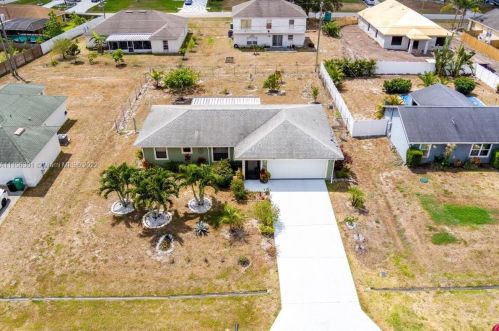922 Jasper Ave, Fort Pierce, FL 34953-5656