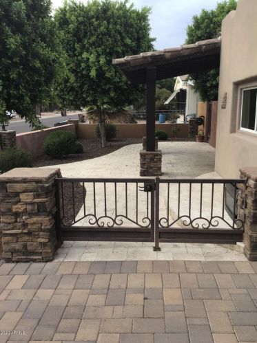 207 89th Pl, Mesa, AZ 85207-7811