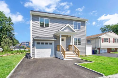 134 Clark St, Bridgeport, CT 06606-3503