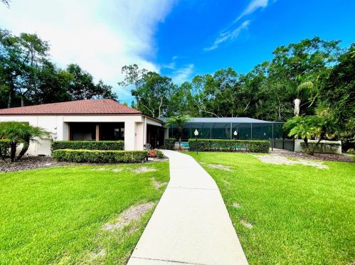 3516 Tealwood Cir, Palm Harbor FL  34685-3145 exterior