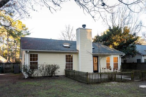 1957 Walkers Ferry Pl, Johns Island SC  29455-8155 exterior