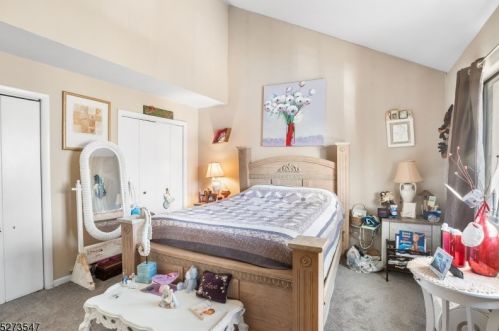 107 River Rd, Nutley NJ  07110-1953 exterior