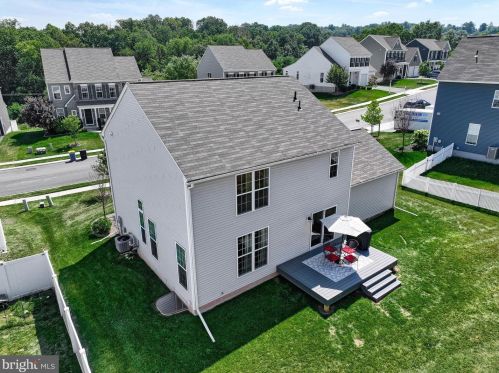 175 Lark Dr, York Haven, PA 17370-9174