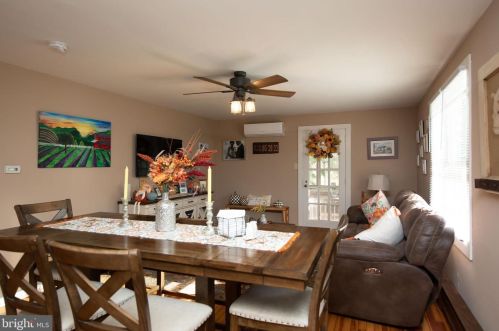 126 Dark Hollow Rd, Pipersville PA  18947-9369 exterior