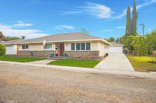 236 Feldner Rd, Orange, CA 92868-2716