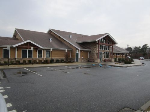 12 Stonehurst Cir, South Setauket, NY 11720-3046