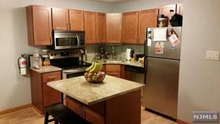 6 Coriander Way, Englewood NJ  07631-3352 exterior