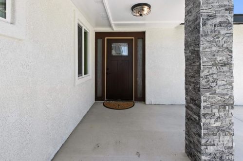 4633 Mount Armet Dr, San Diego CA  92117-4718 exterior