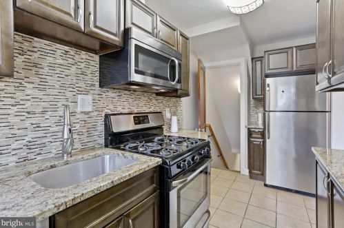 1718 22nd St, Washington, DC 20020-4531