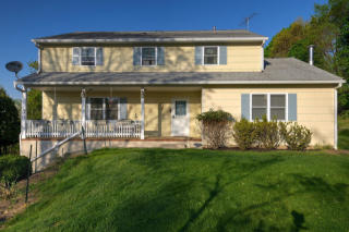 21 Starview Dr, Millstone, NJ 08844-2525