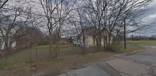 4120 Lee St, Greenville, TX 75401-3808