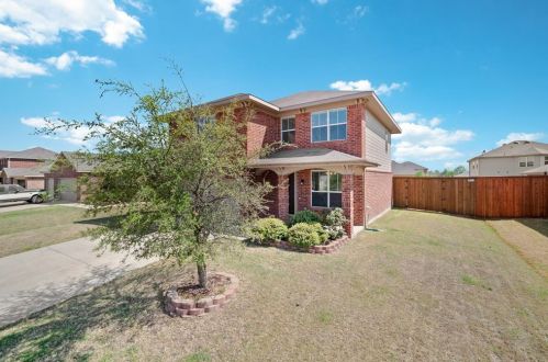 1632 Totem Pole Way, Krum, TX 76249-7565