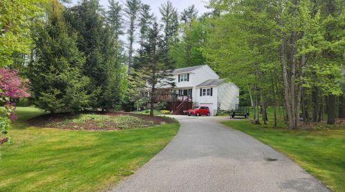 42 Hoit Rd, Concord NH  03301-1803 exterior