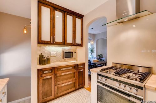 864 Ogden St, Denver CO 80210-5815 exterior