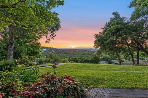 7544 Ridge Rd, Newcastle, CA 95658-9610