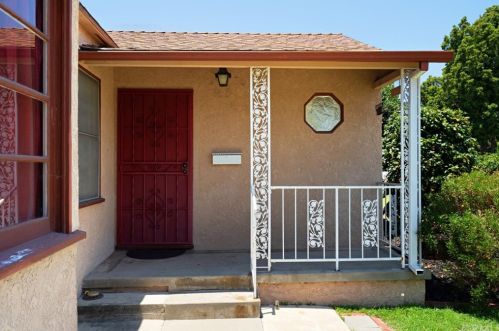 7862 Kingbee St, Downey CA  90242-3420 exterior