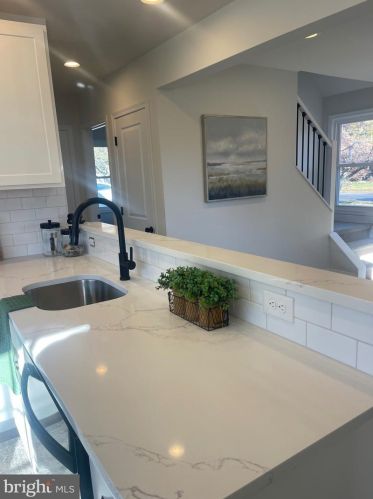 2036 Clearview Ave, Norristown PA  19403-2804 exterior