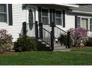 80 Sesame St, Keene, NH 03431-4842