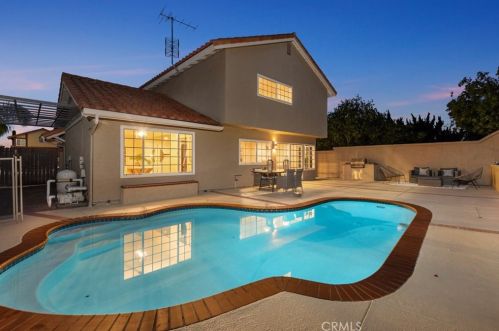 9858 Via Caceres, San Diego CA  92129-2717 exterior