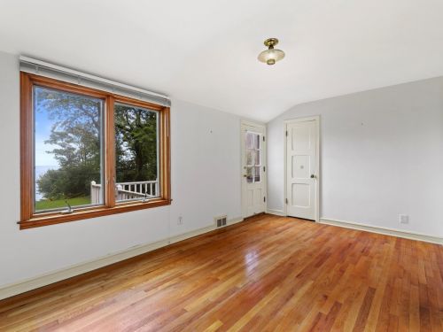 4114 Lk Dr, Milwaukee WI 53211-1719 exterior