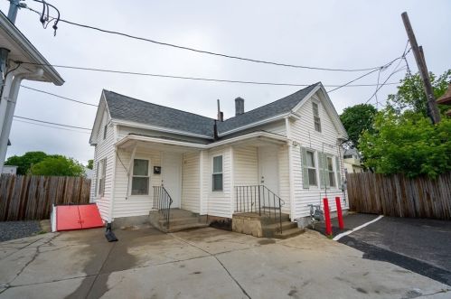 36 Douglas St, Worcester, MA 01603-2849