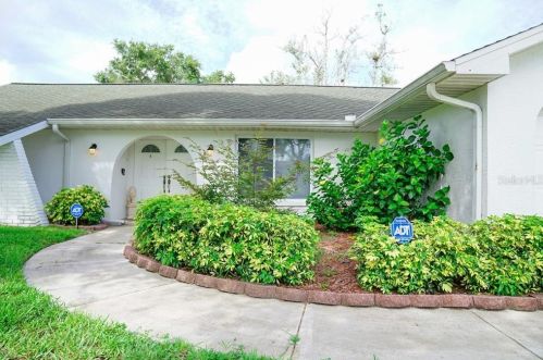 13317 Lakeshore Blvd, Port Richey, FL 34667-1406