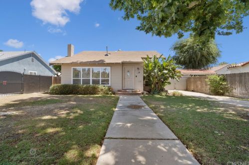 326 H St, Bakersfield, CA 93304-2914